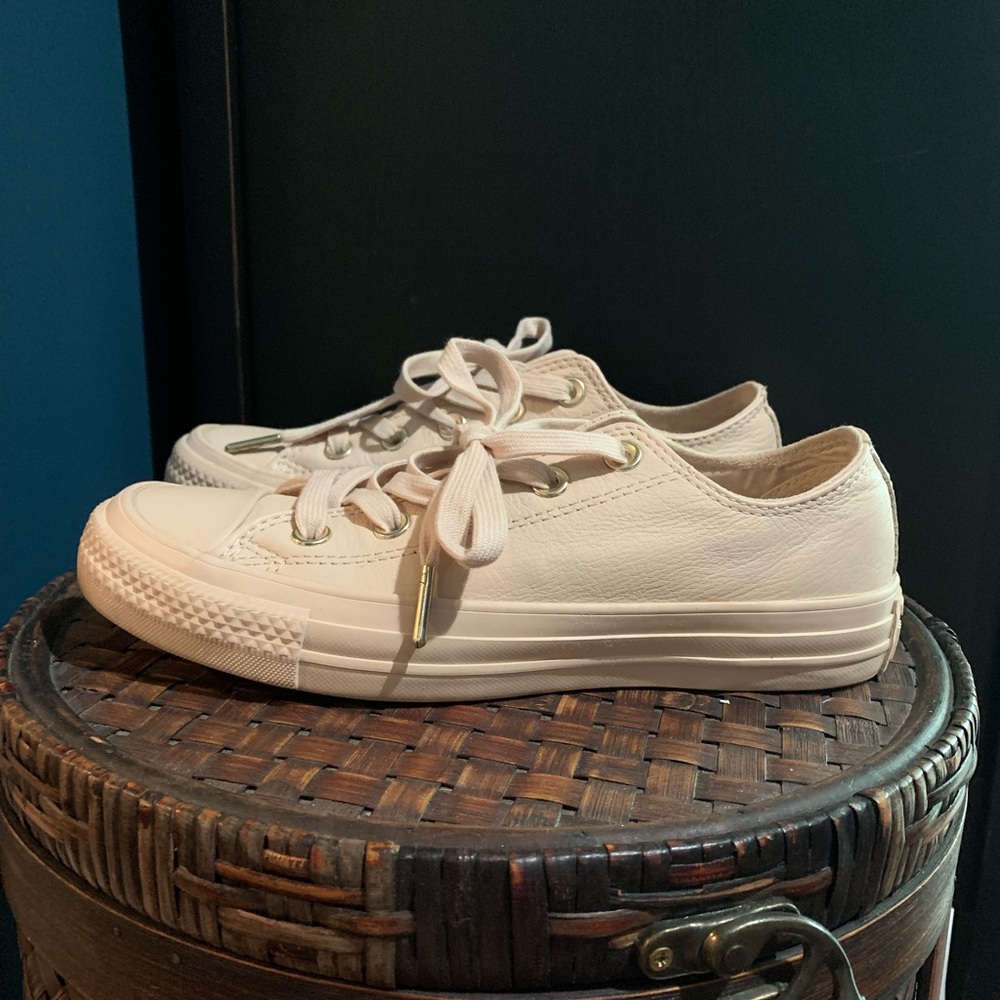 Almost New Light Pink Converse